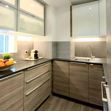 In Strandnaehe By Interhome Daire Bandol