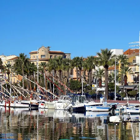 Daire In Strandnaehe By Interhome Bandol
